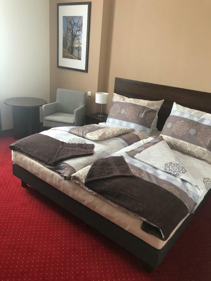 Wellness Hotel Harmonie Třeboň Extérieur photo