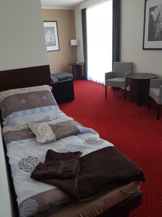 Wellness Hotel Harmonie Třeboň Extérieur photo