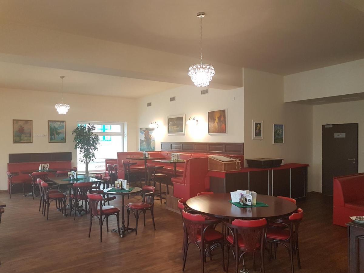 Wellness Hotel Harmonie Třeboň Extérieur photo